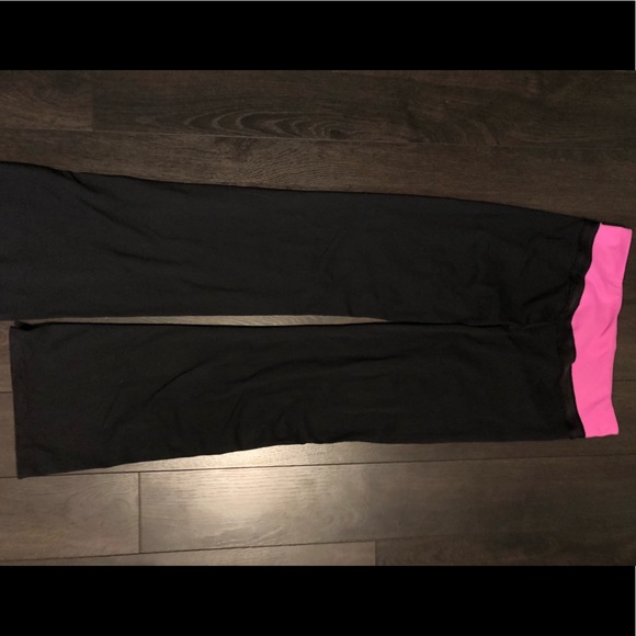 Victoria Secret x Sexy Sport yoga pants - Picture 2 of 4
